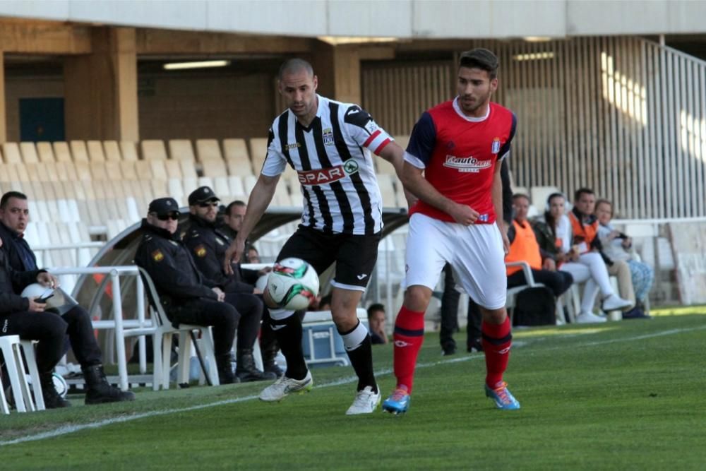 Fútbol: Segunda B - FC Cartagena - Recreativo