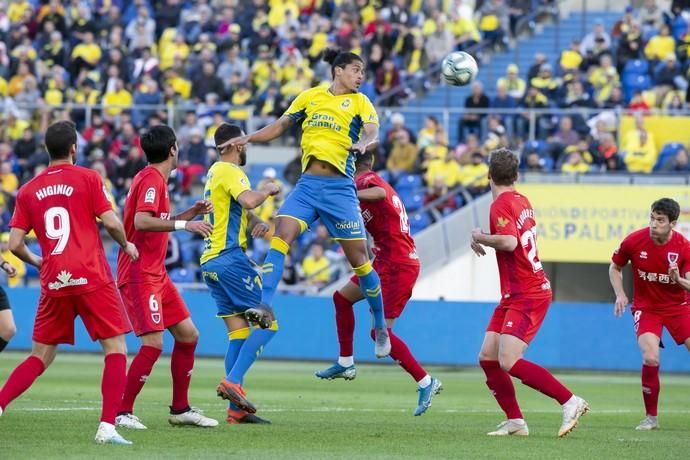 08.12.19. Las Palmas de Gran Canaria. Fútbol segunda división temporada 2019/20. UD Las Palmas - CD Numancia. Estadio de Gran Canaria. Foto: Quique Curbelo  | 08/12/2019 | Fotógrafo: Quique Curbelo