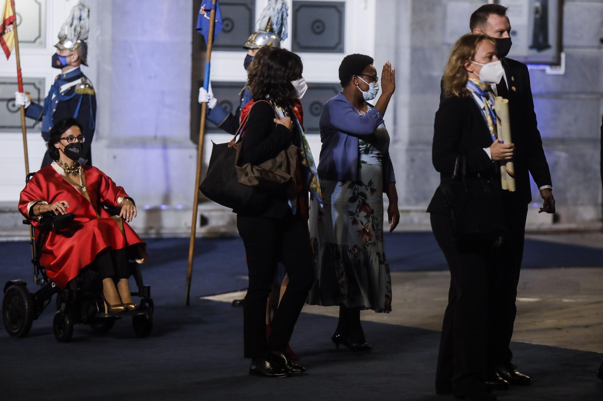 La salida del Camporamor tras la ceremonia de los Premios Princesa de Asturias