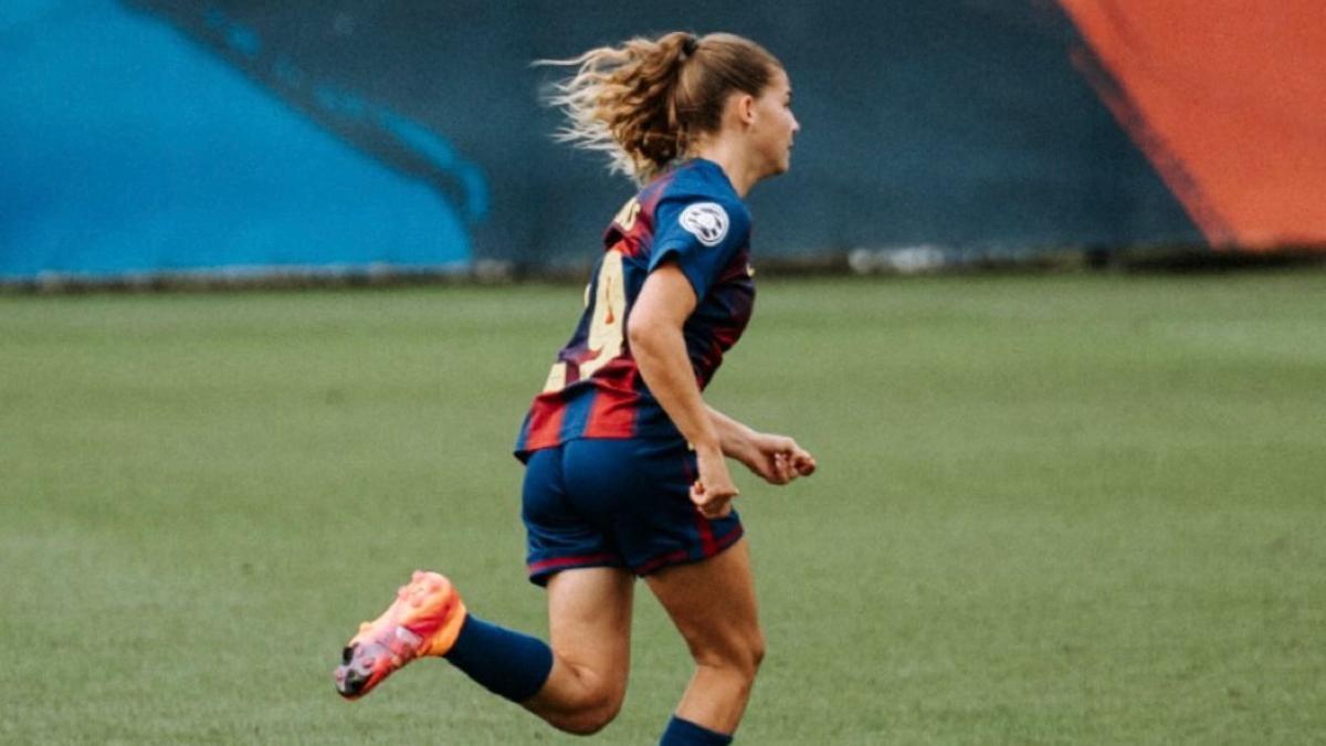 Laia Cabetas en un partido con el Barça B