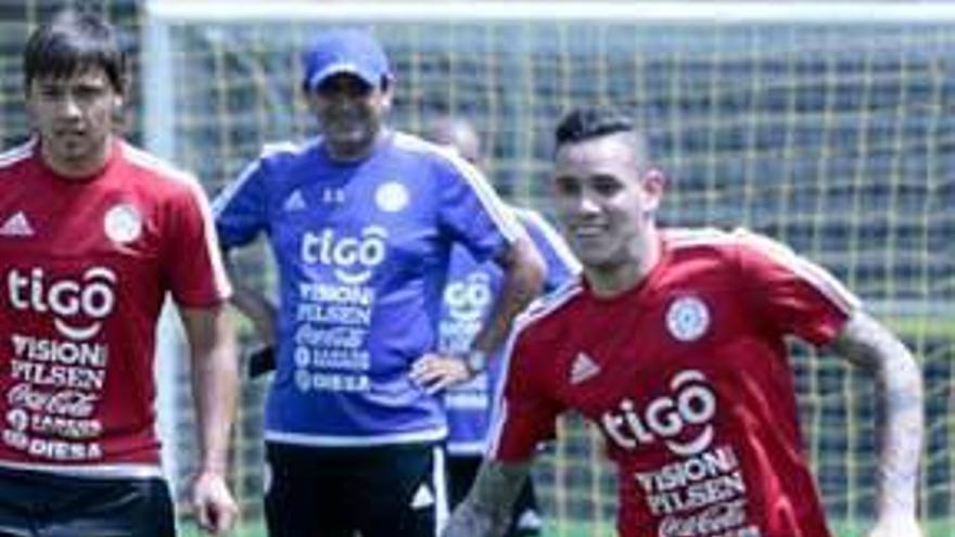 Tonny Sanabria, ayer en Guayaquil, con la selección.