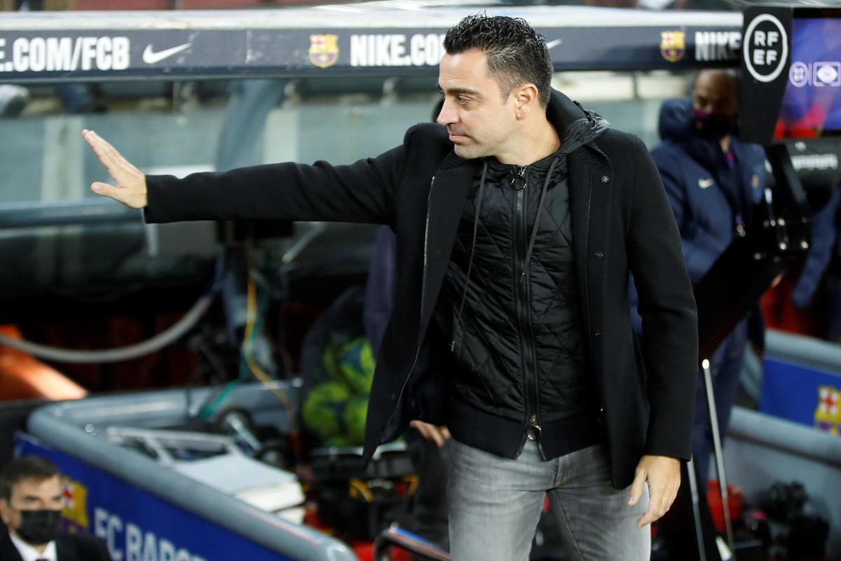 Xavi se estrenó este sábado como entrenador del Barcelona.