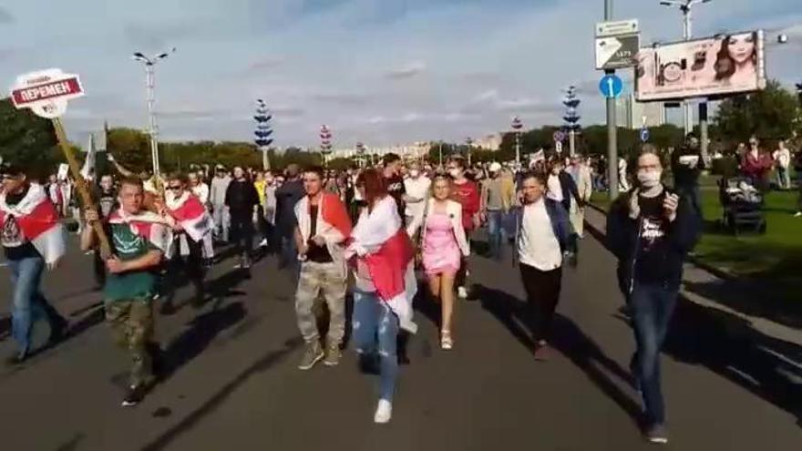 Decenas de miles de manifestantes exigen en Bielorrusia la salida de Lukashenko del poder