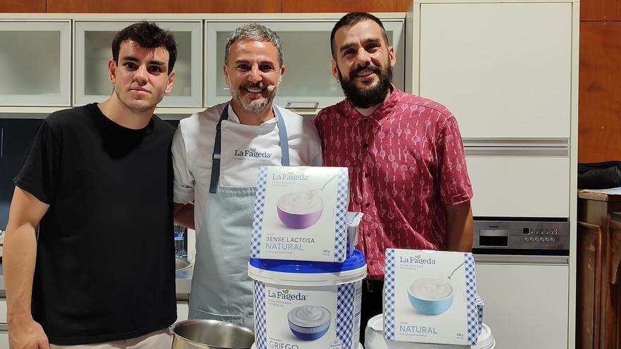 VÍDEO | Santi Taura apadrina los yogures de La Fageda