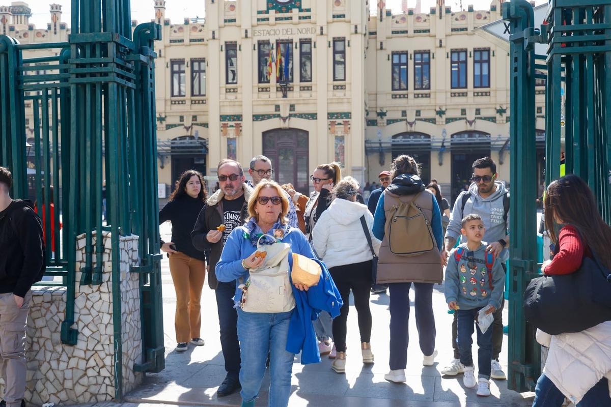Llegando a València con un Cercanías