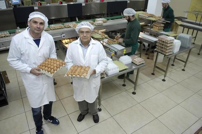 Fulgencio González, mayor productor de huevos en Canarias