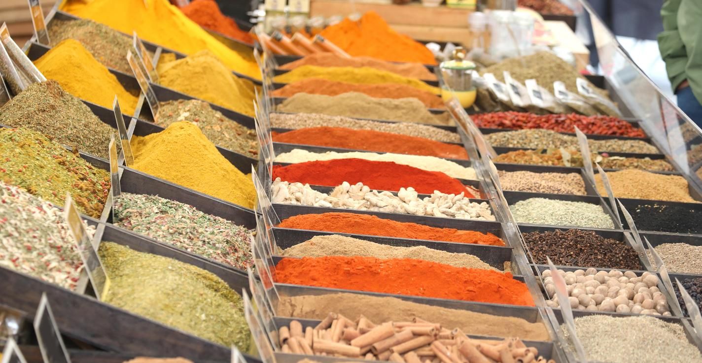 Especias en el mercado de Víctor Hugo.