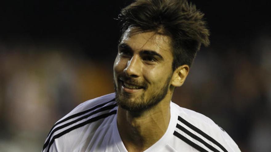 André Gomes.