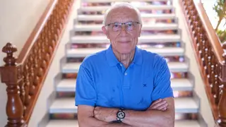 Una operación de urgencia aleja a Francisco Borja de las representaciones del Misteri