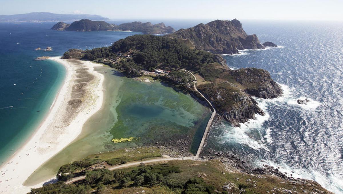 Un laboratorio natural único por tierra, mar y aire