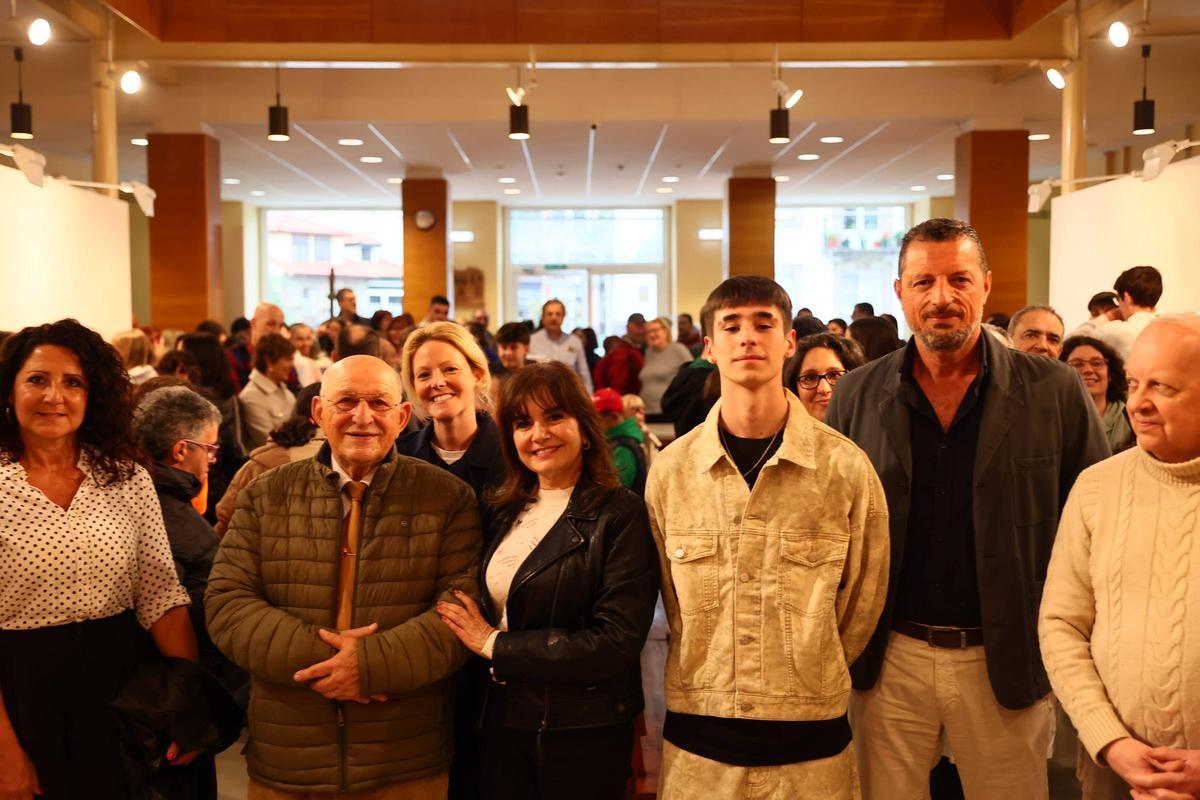 EN IMÁGENES: El arte a bolígrafo del artista de 16 años Aarón Martínez desembarca en Avilés