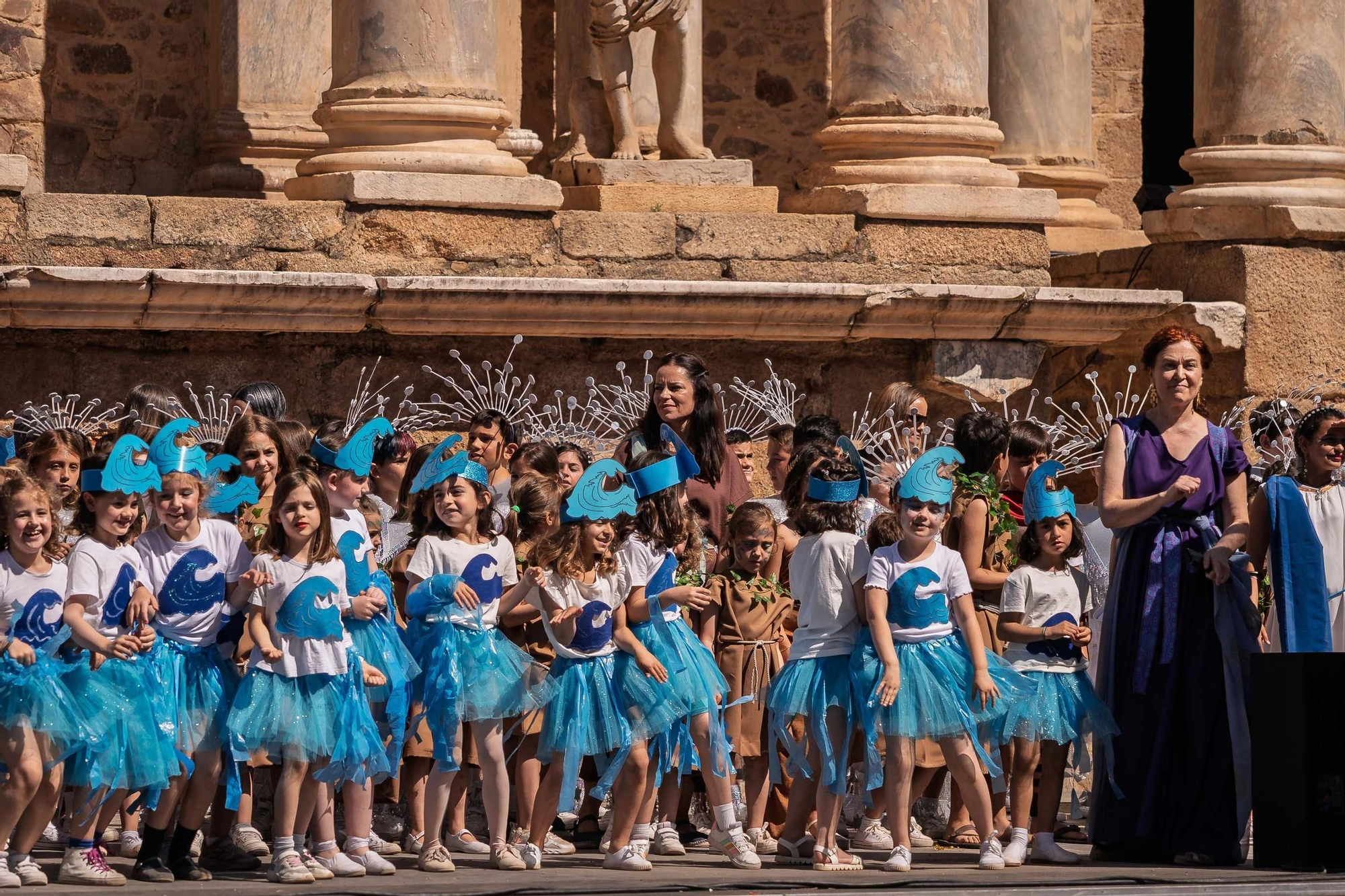 Fotogalería | Los escolares toman el Teatro Romano en Emerita Lvdica
