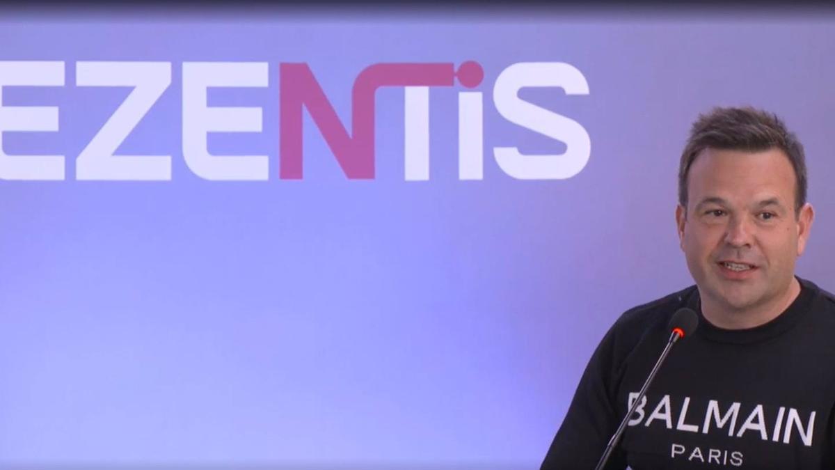 El máximo accionista de Ezentis, José Elías, durante su intervención en la junta de accionistas de la compañía.