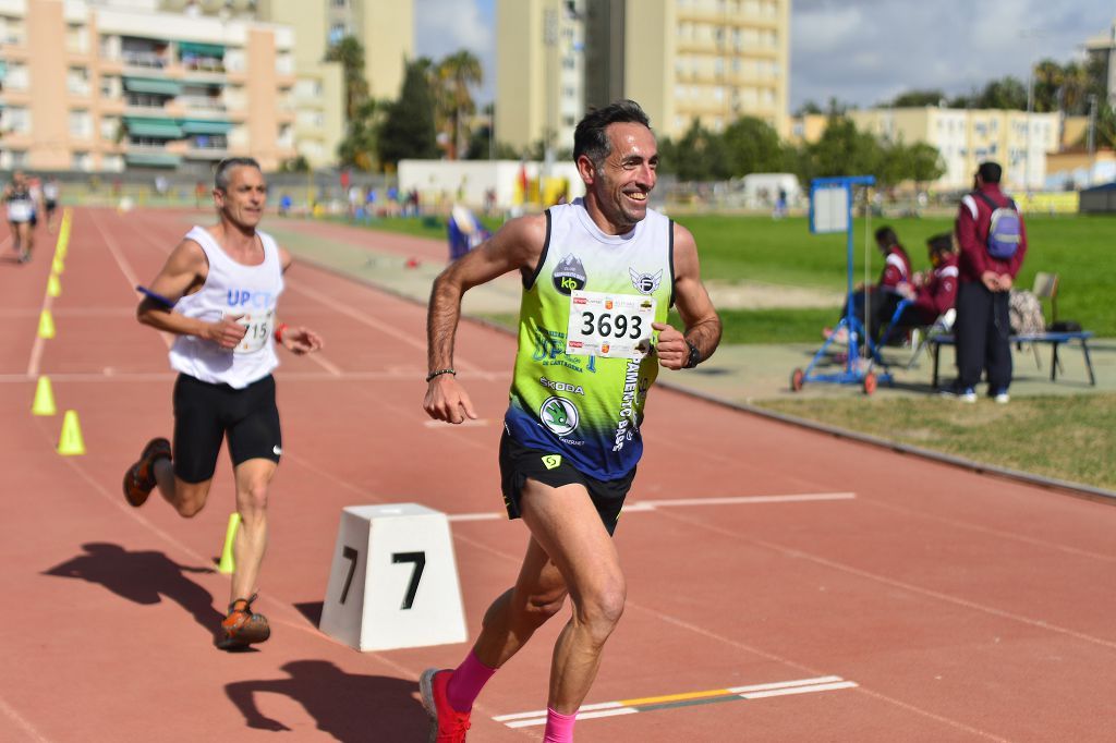 Pruebas de atletismo nacional en la pista de atletismo de Cartagena este domingo