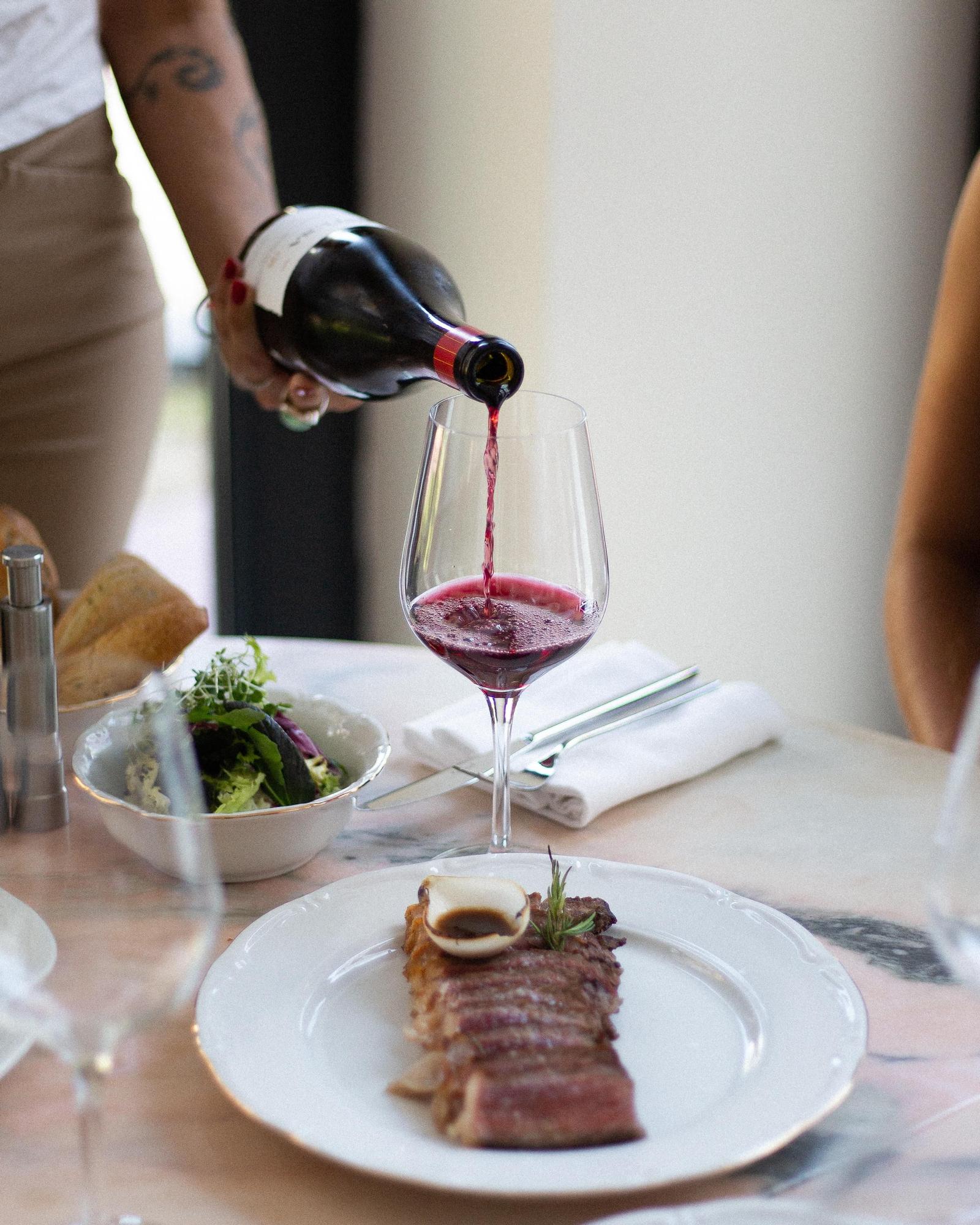 Un restaurante en Ibiza que cuida tanto la gastronomía como la presentación.