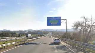 Cuatro heridos en una salida de vía en la A-5 a la altura de Mérida, dos de ellos menores