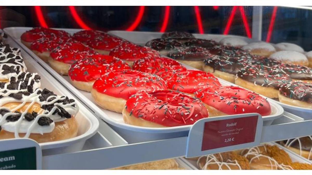 Rudolf: el dulce navideño con cobertura roja que aterriza en Madrid.