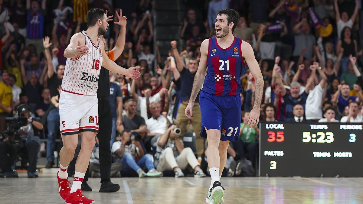 Álex Abrines durante el partido en el Palau ante el conjunto griego