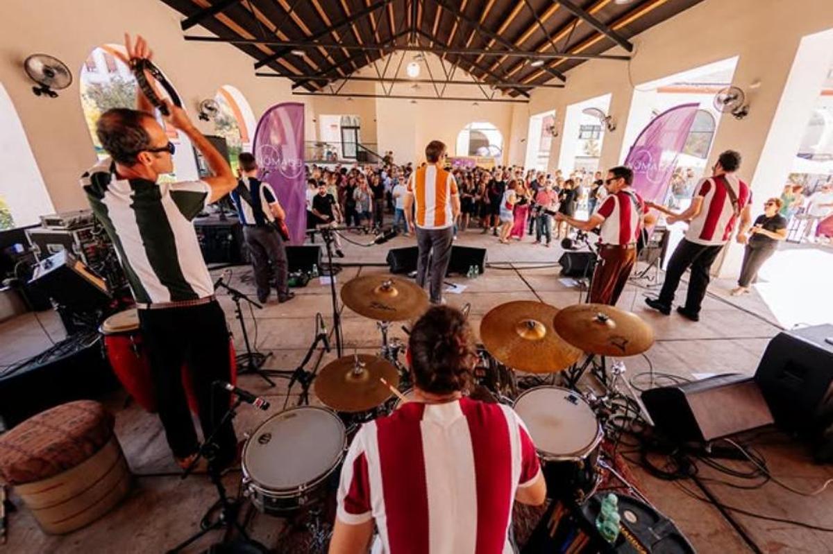 Una actuación musical en una edición pasada del Festival Nómade, en Ontinyent.