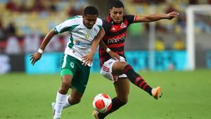 El mediocentro Igor Jesus, la última revelación del Flamengo