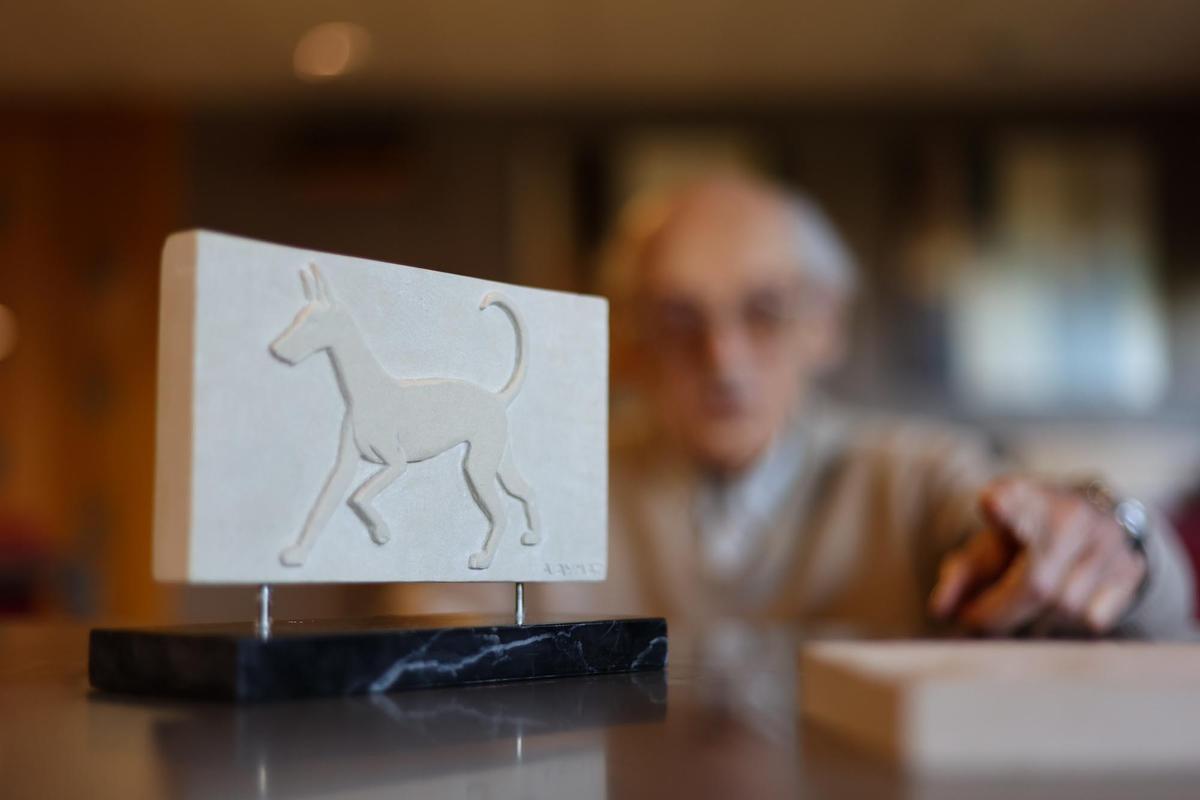 El escultor Adolf Aymat cumple 94 años El escultor Adolf Aymat cumple 94 años