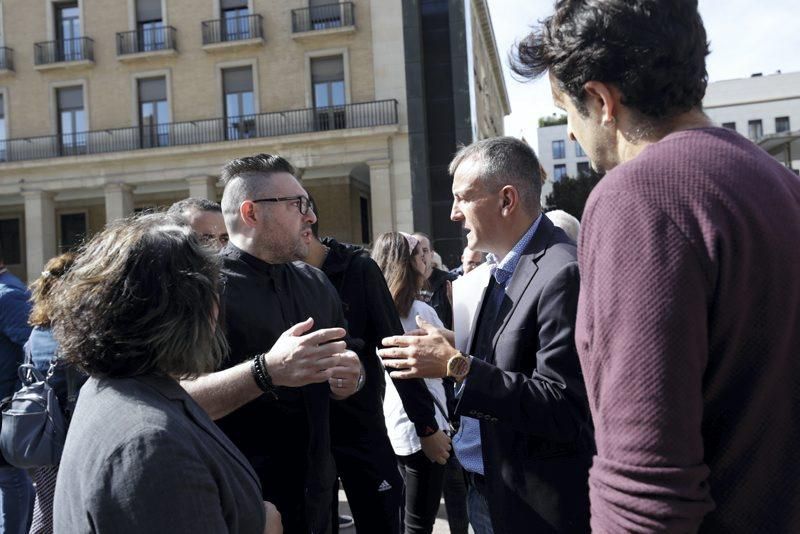 Concentración para protestar por la inseguridad en la calle Pignatelli