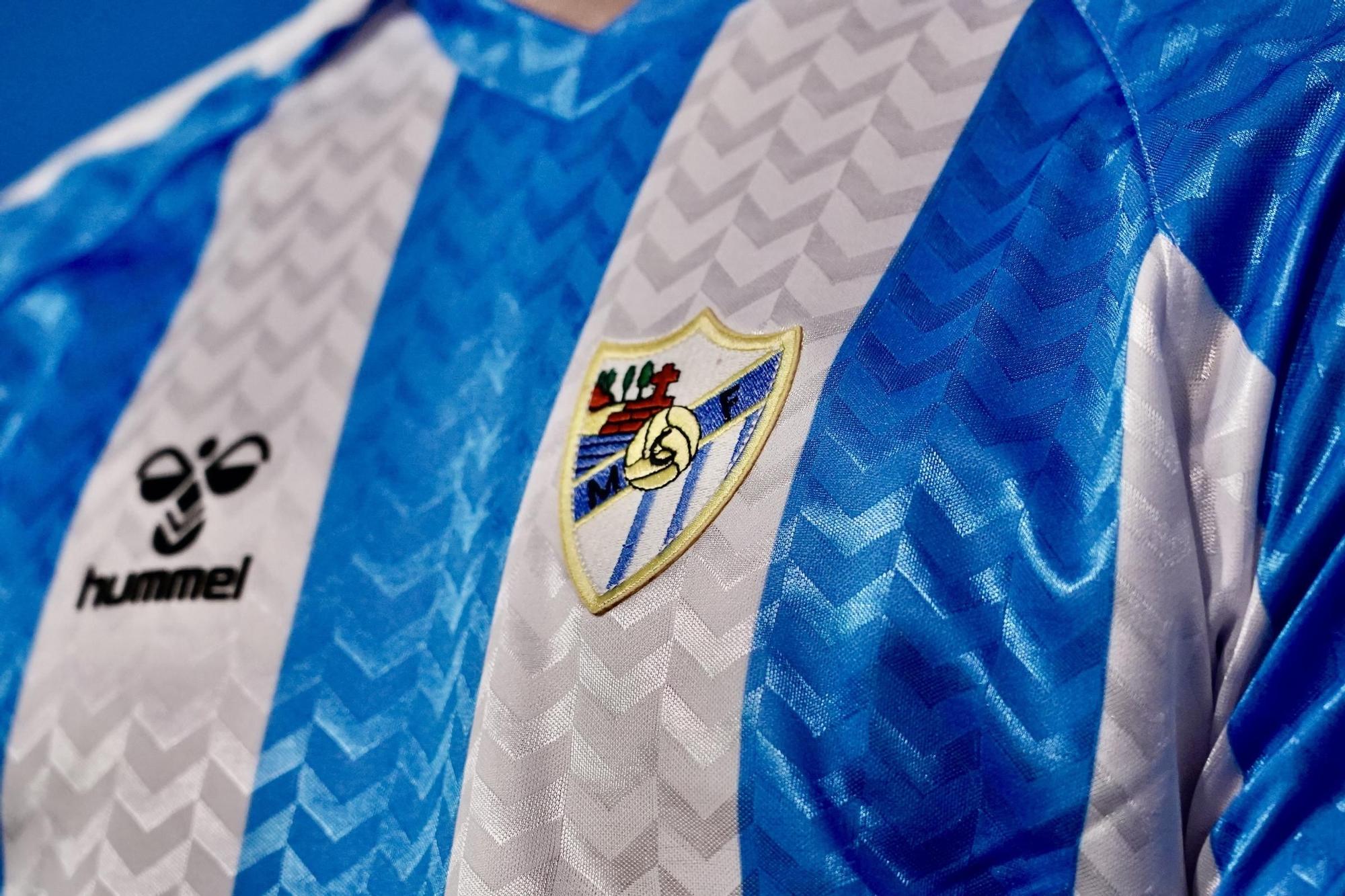 Presentación de la camiseta conmemorativa del 120 aniversario del fútbol en Málaga