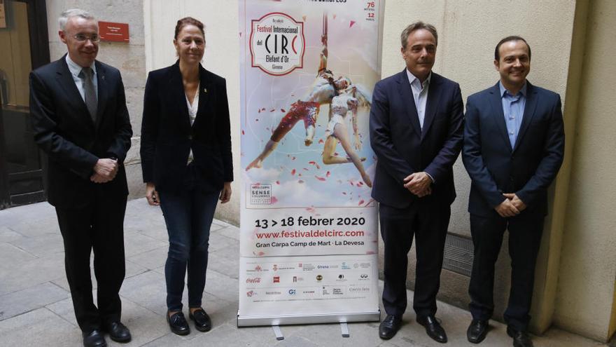 Les autoritats i el director del Festival Internacional del Circ de Girona