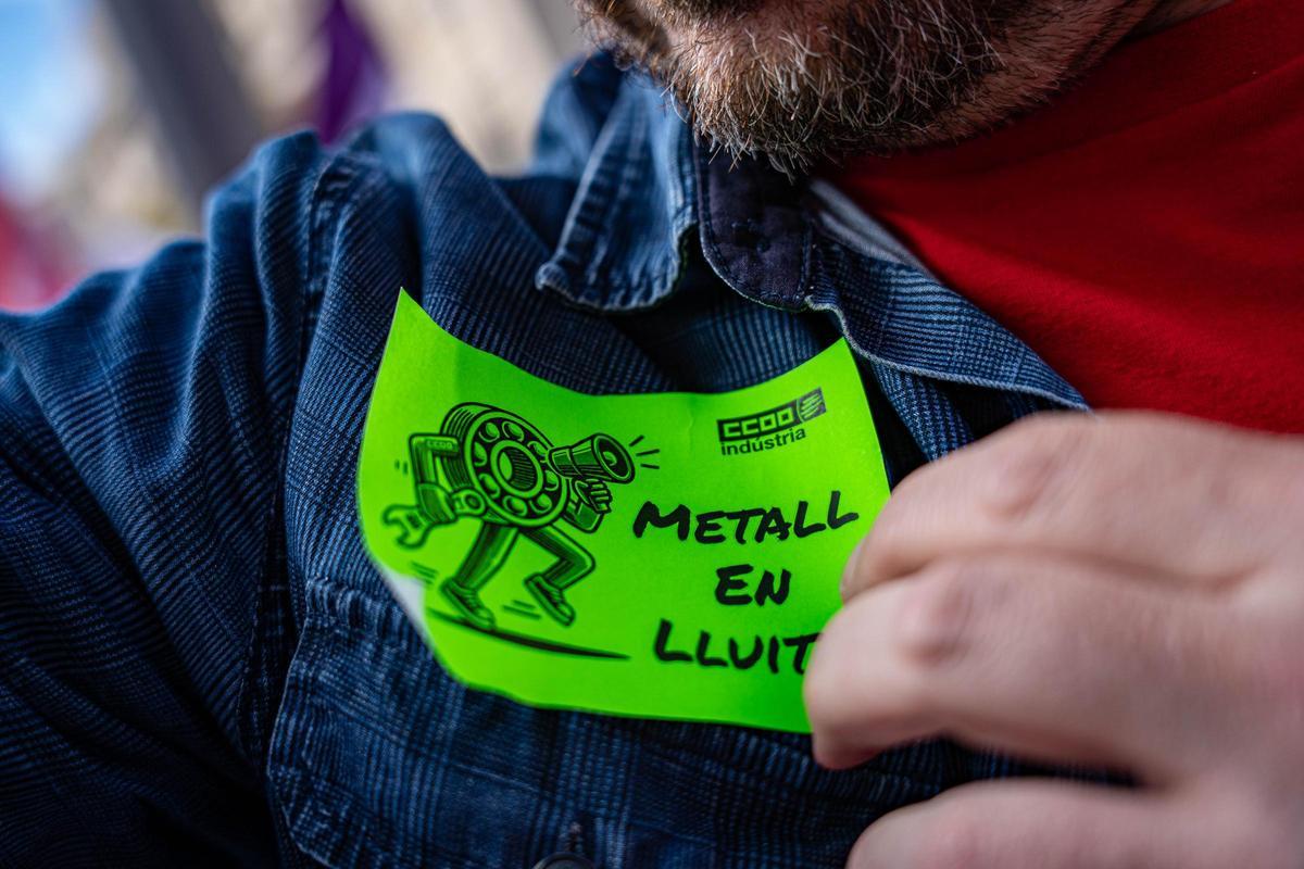 Los trabajadores del metal llevan su protesta al centro de Barcelona