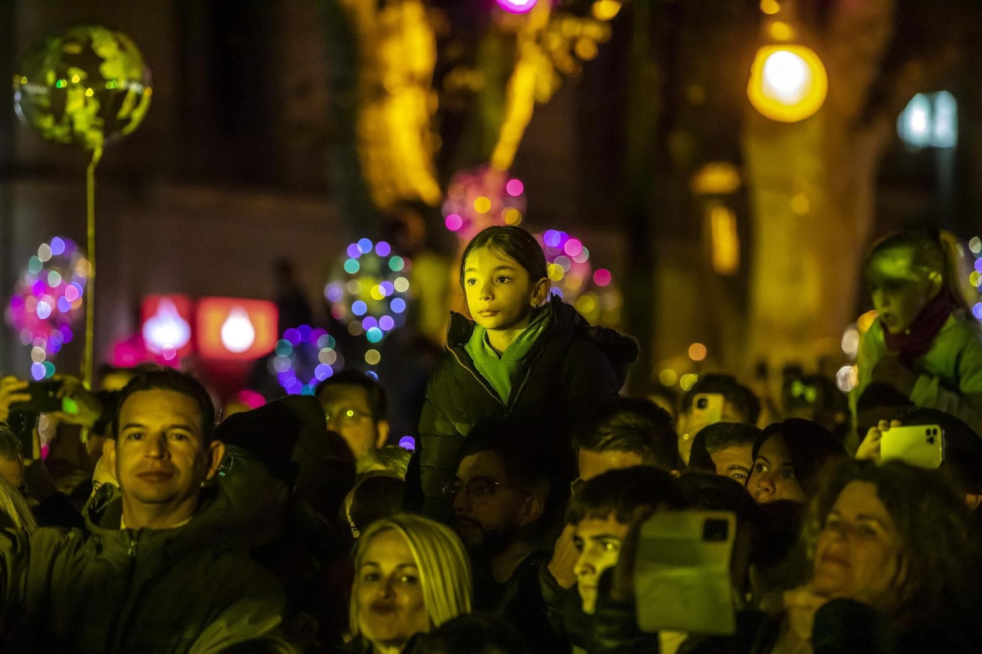 So erlebten die Menschen auf Mallorca das Einschalten der Weihnachtsbeleuchtung in Palma