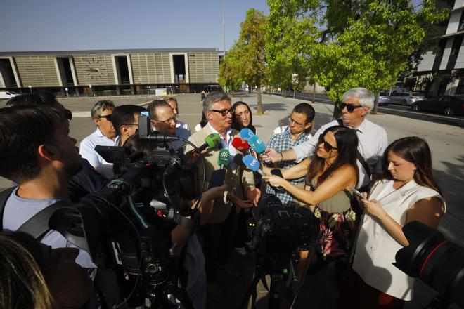 Vox presiona a Juanma Moreno con las políticas agrarias en plena negociación de la investidura: "Las medidas de otras partes de España son necesarias en Andalucía"