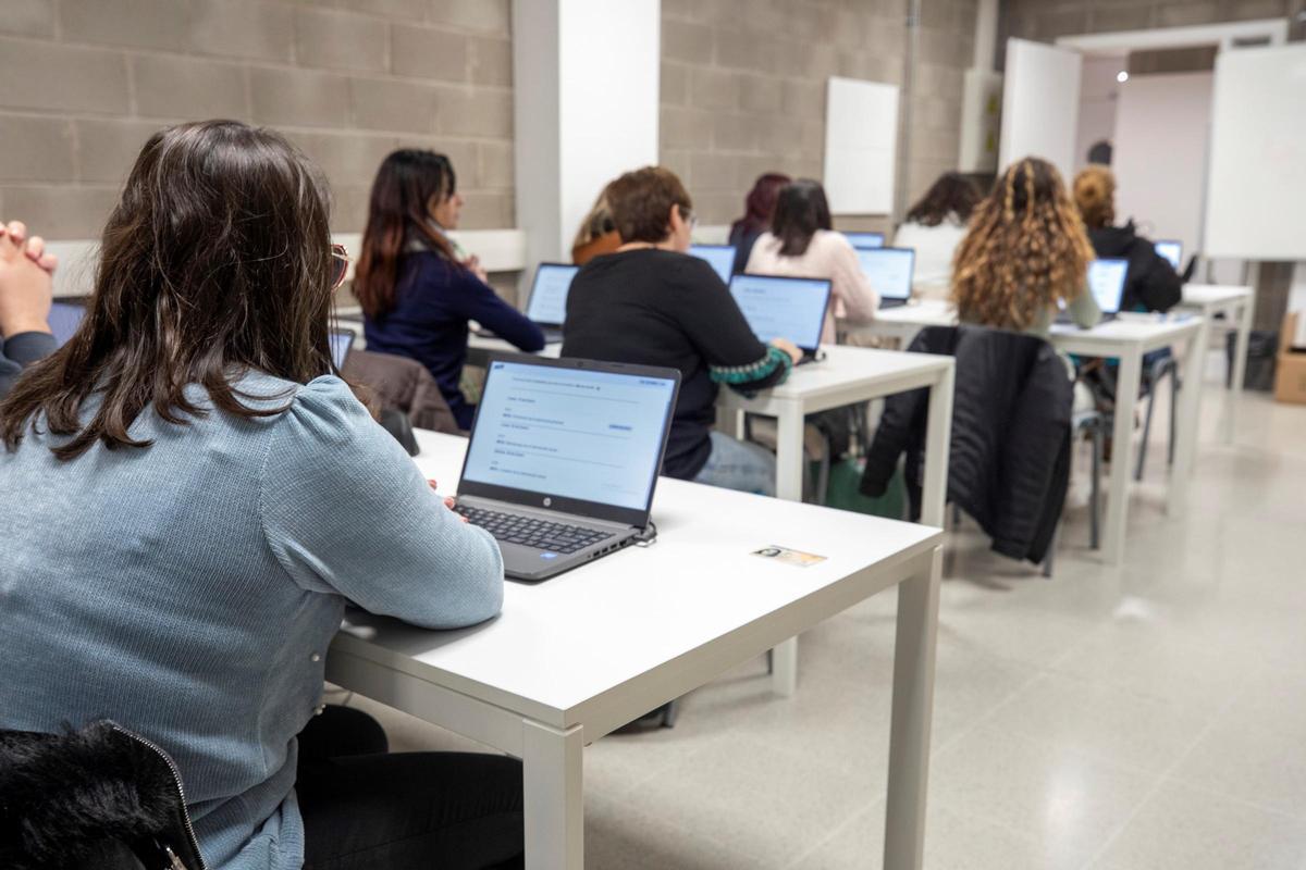 Una de las clases que los alumnos 'online' pueden seguir telemáticamente.