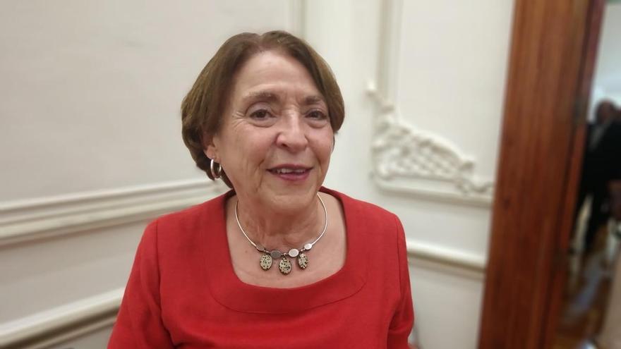 Las mentiras de Hernán Cortés: la nieta historiadora de Manuel Llaneza refuta el relato “oficial” de la conquista de México