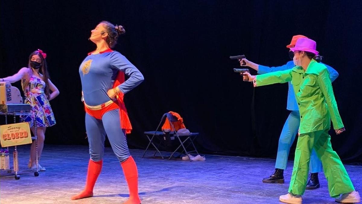 A Telón Cerrado abrió el lunes la Trobada de Teatre Jove en Alicante.