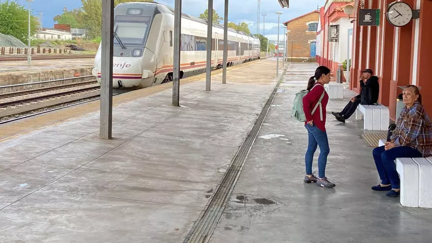 Vías afectadas por la tromba de agua