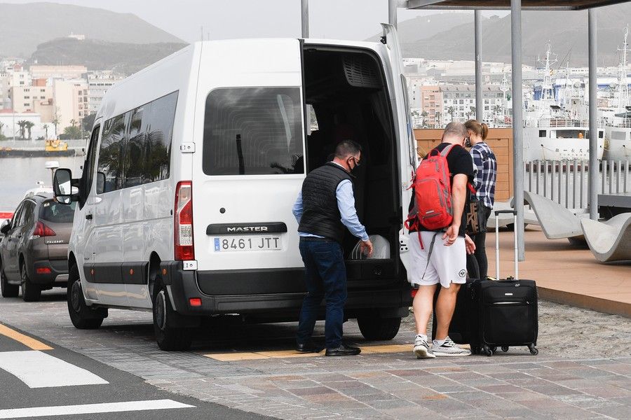 Cruceristas en el muelle Santa Catalina