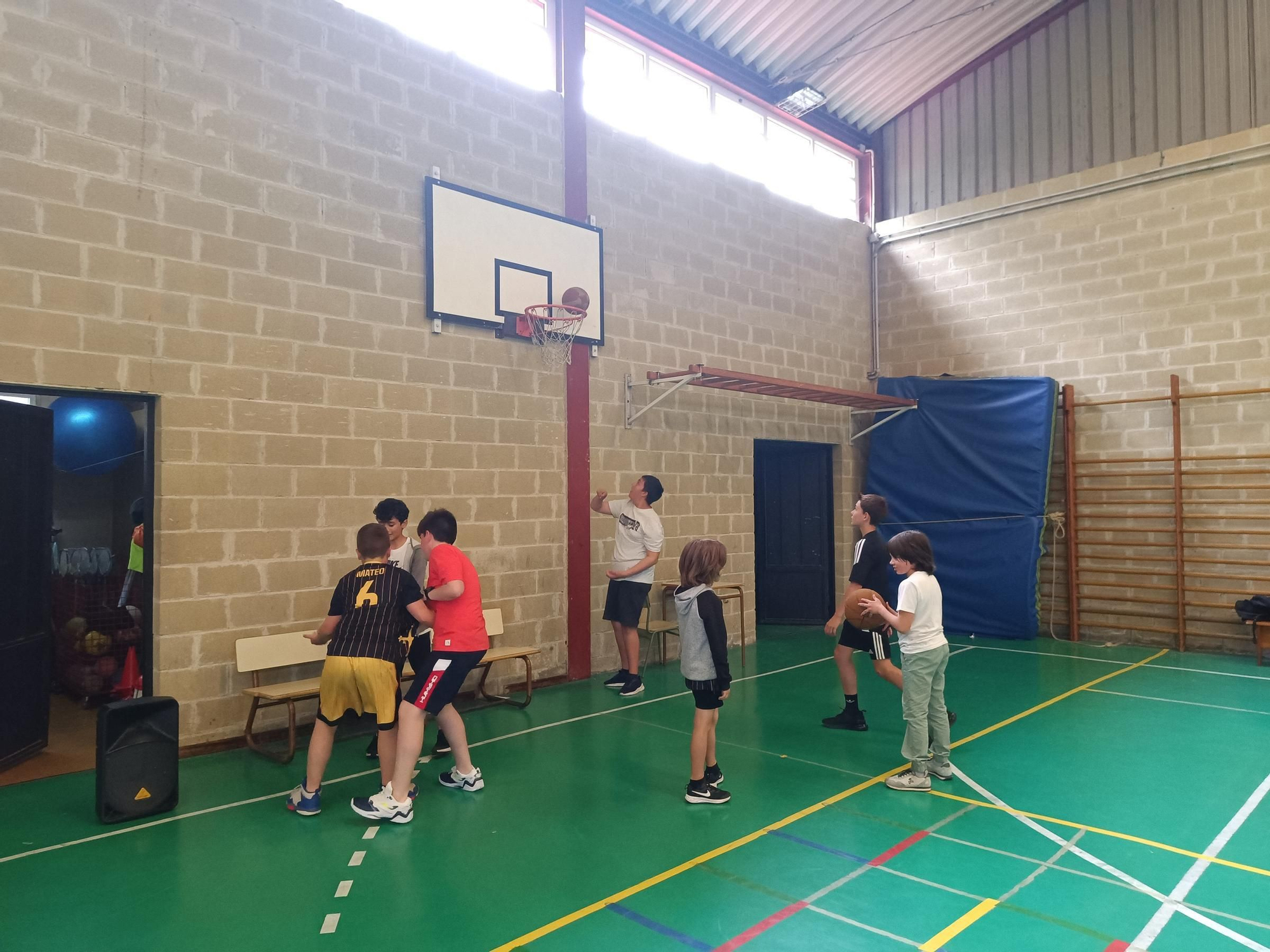 El Siero Baloncesto celebra el final de la temporada