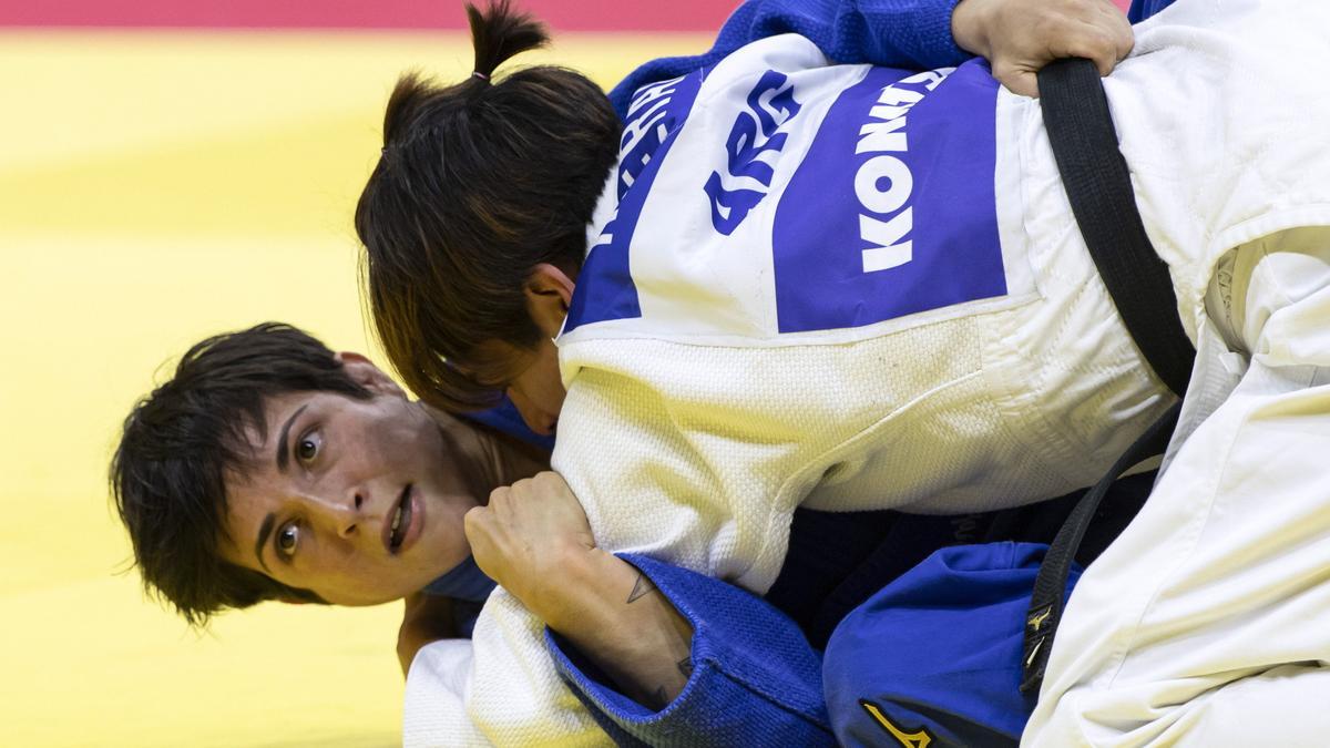 Julia Figueroa, en pleno combate con la argentina Keisy Perafán por el bronce.