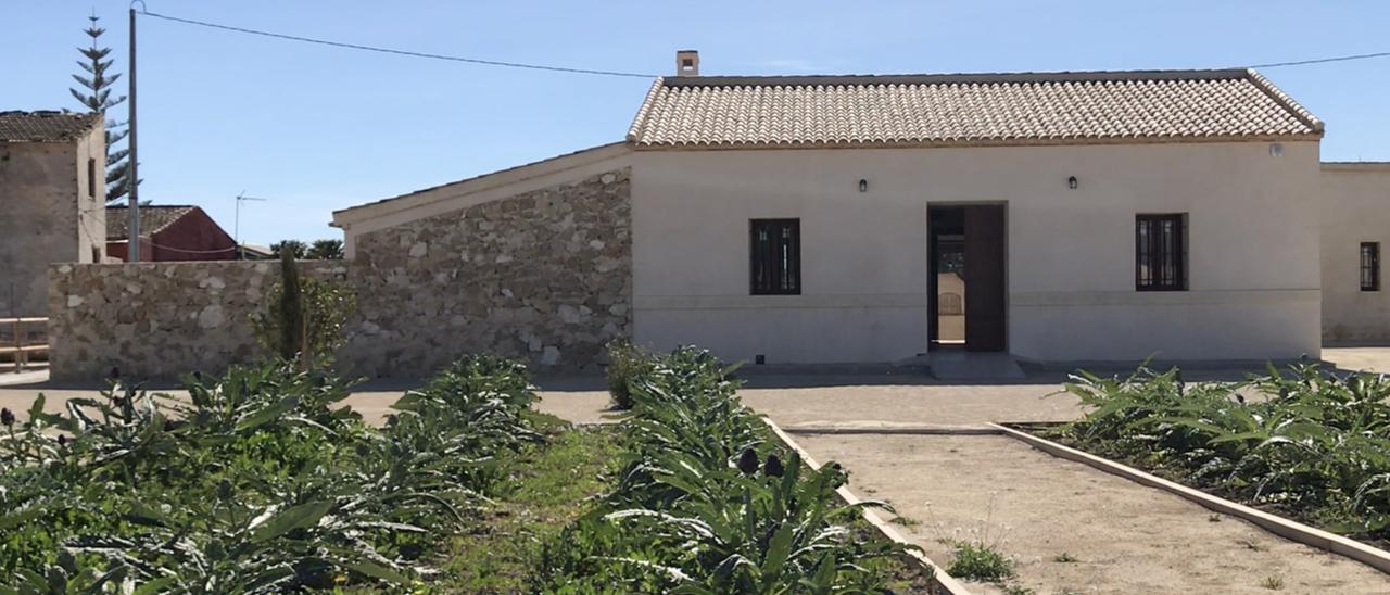 Barraca huertana en el Ecomuseo de la pedanía El Saladar, en Almoradí