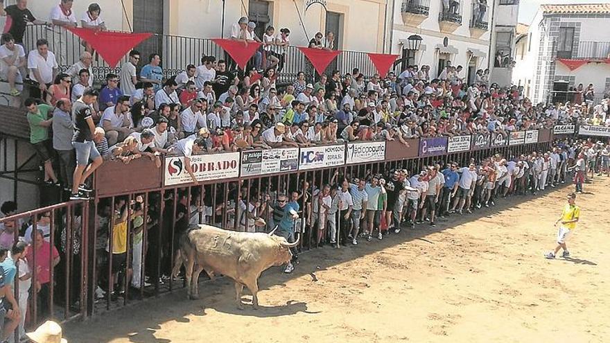 La festividad de San Juan se pasa al día 26 de junio