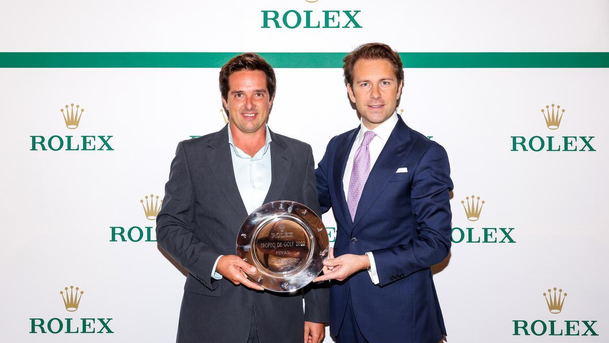 Josep Brugué, ganador del Torneo Rolex, y Cedric Muller, CEO de Rolex España