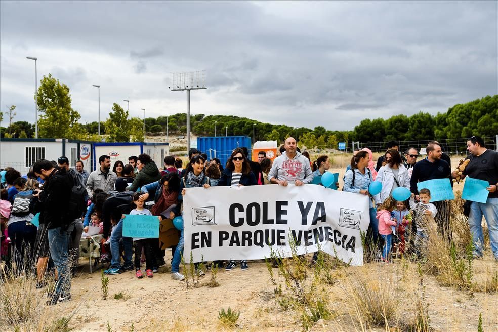 Protesta por el retraso del colegio de Parque Venecia