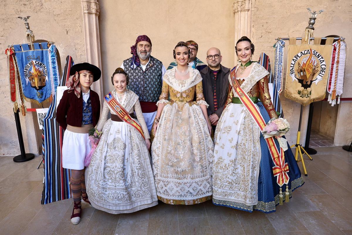 Las comisiones del Carmen reciben a Carmen (y la corte)