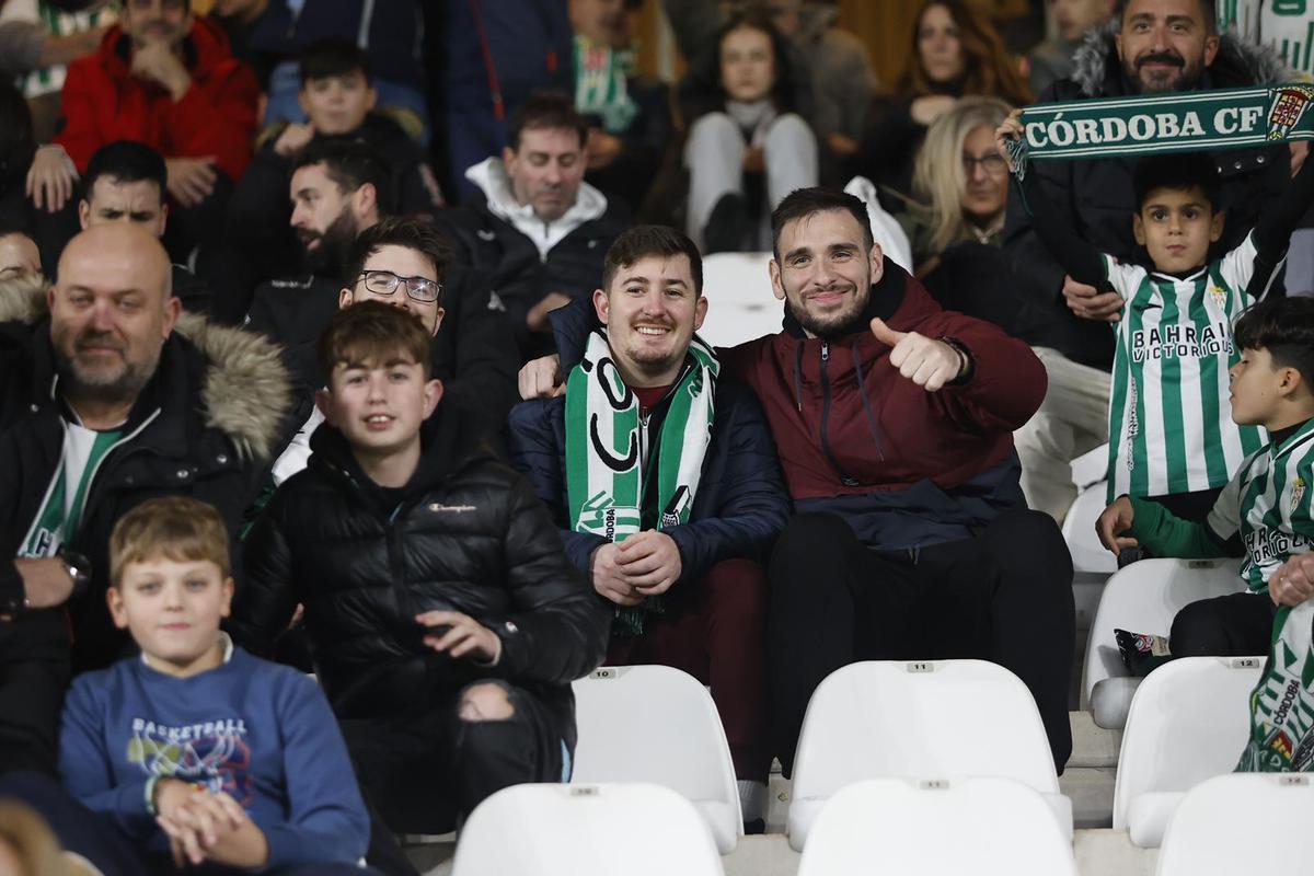 Córdoba CF-Burgos | Las imágenes de la afición en El Arcángel