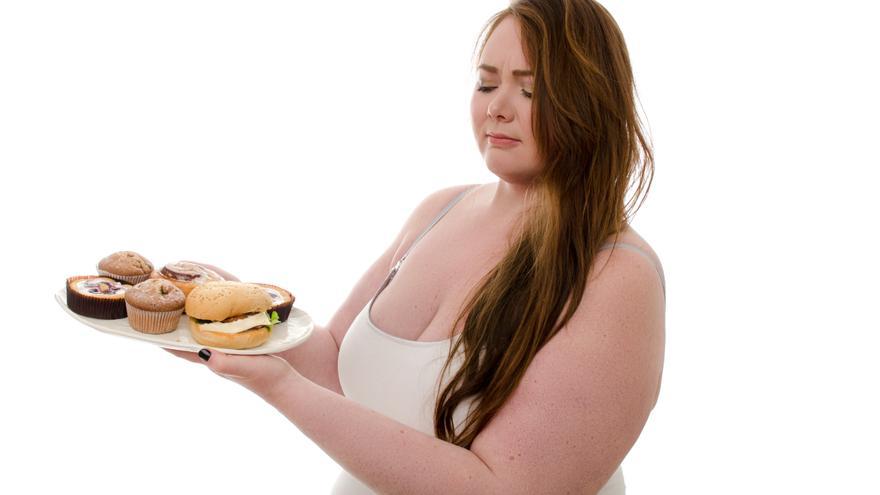 ¿Comer pan con las comidas engorda tanto como dicen?