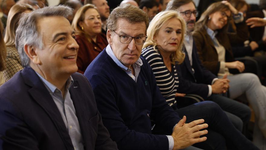 Feijóo prepara una ofensiva del PP europeo contra el impacto de &quot;la corrupción&quot; sobre Sánchez
