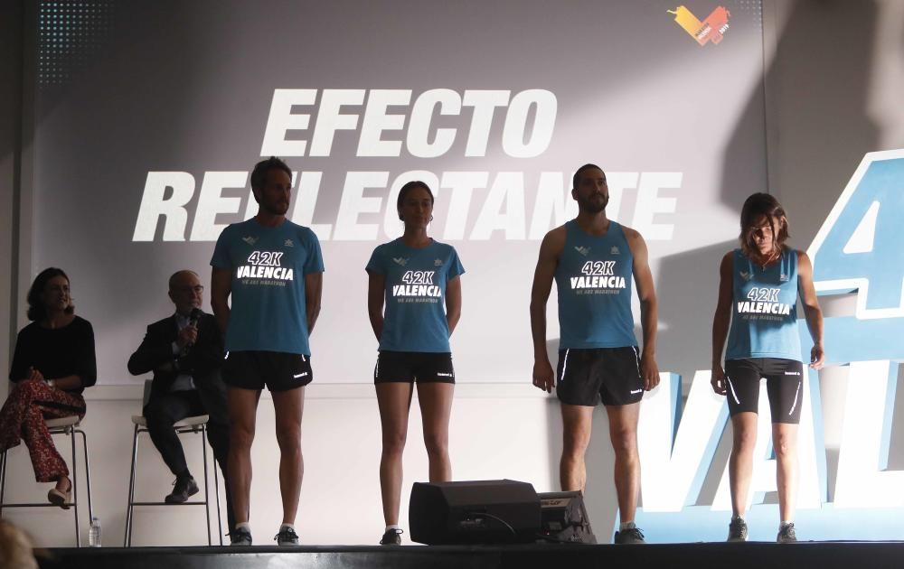 Presentación camisetas Maratón Valencia Trinidad A