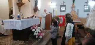 La lluvia obliga a suspender la romería de la Virgen del Valle en San Román
