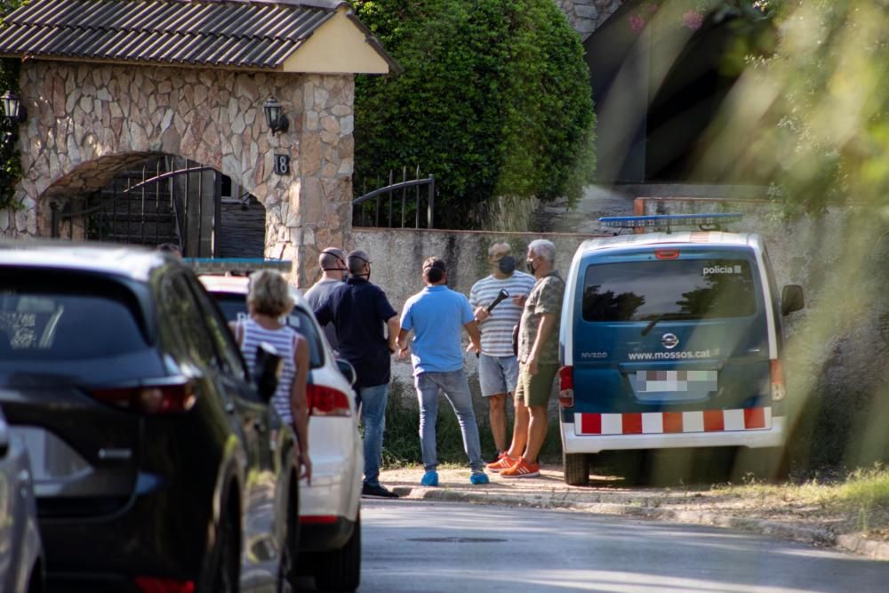 Els Mossos investiguen la mort d'un home que han trobat cremat en una casa de Lloret