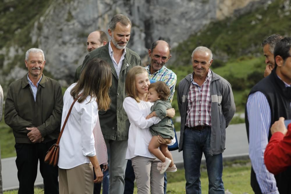 La familia real visita el Parque Nacional de Picos